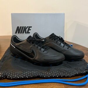 Nike Tiempo Legends elite 9 men’s size 10.5